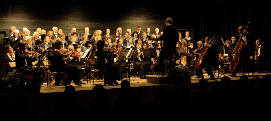 Konzertchor u. Niederbayerische Kammerphilharmonie